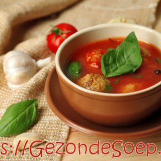 Tomatensoep met balletjes
