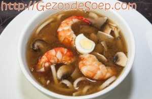 Heldere champignonsoep Heldere champignonsoep